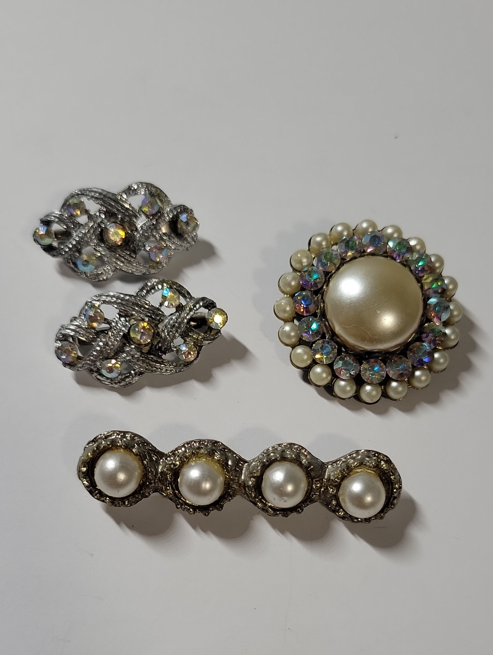 Vintage-Inspired Pearl & Aurora Crystal Brooch Lot - Silver Tone